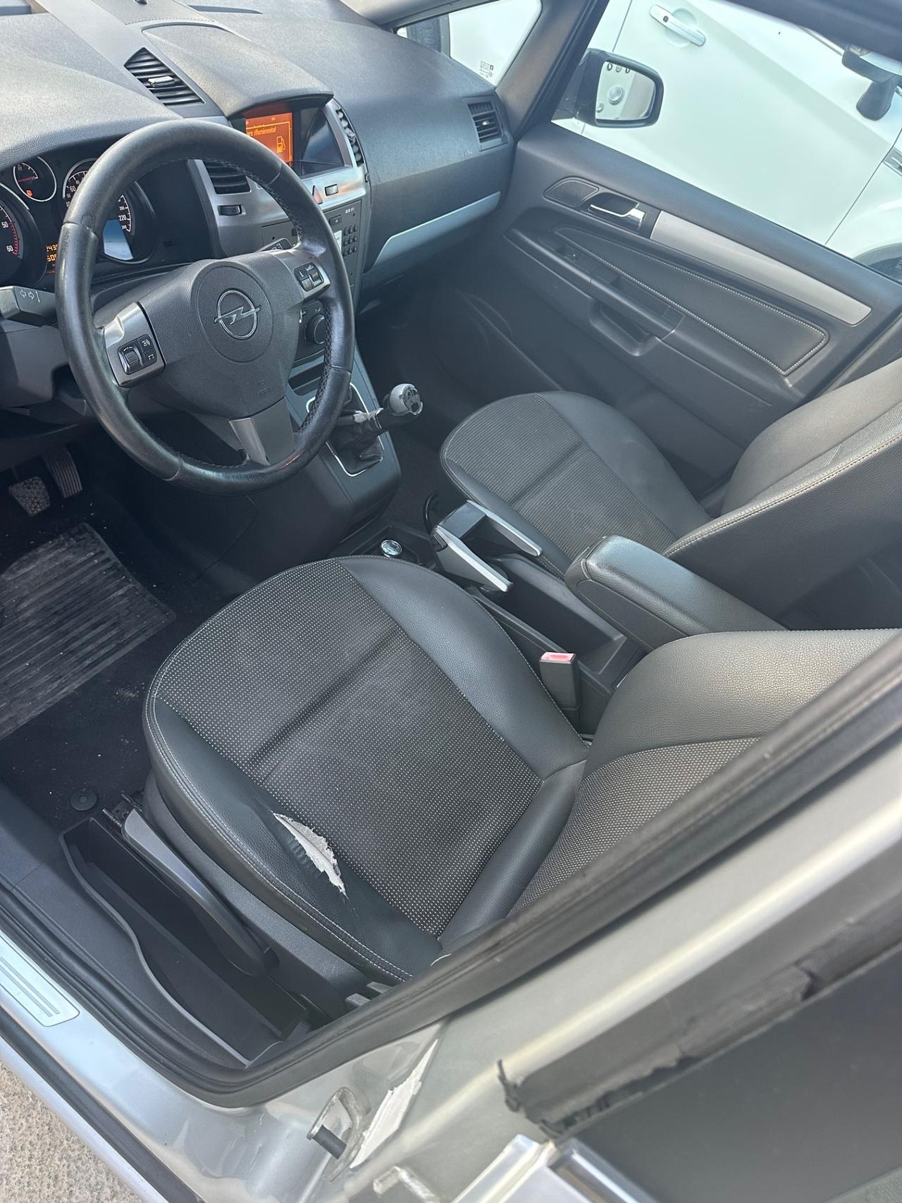 Opel Zafira 1.9 CDTI 120CV Cosmo