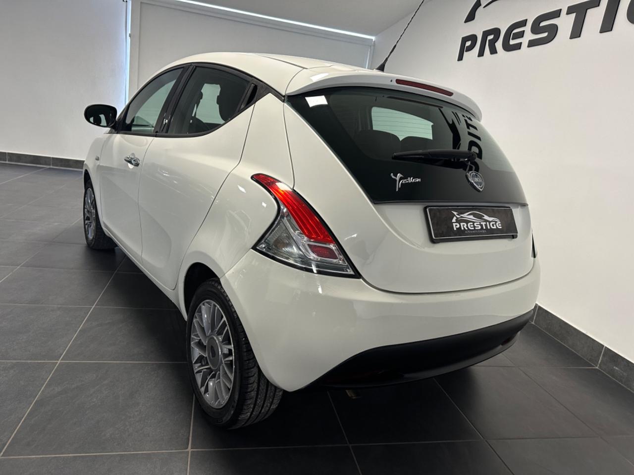 LANCIA YPSILON 0.9 NEOPATENTATI 86CV AUTOMATICA UNIPRO