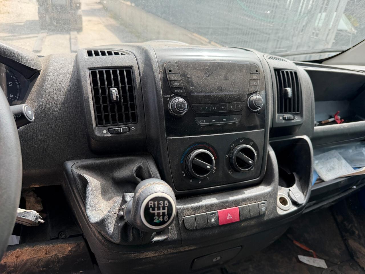 PEUGEOT BOXER 2018 2.0 DIESEL 131 CV *LEGGI