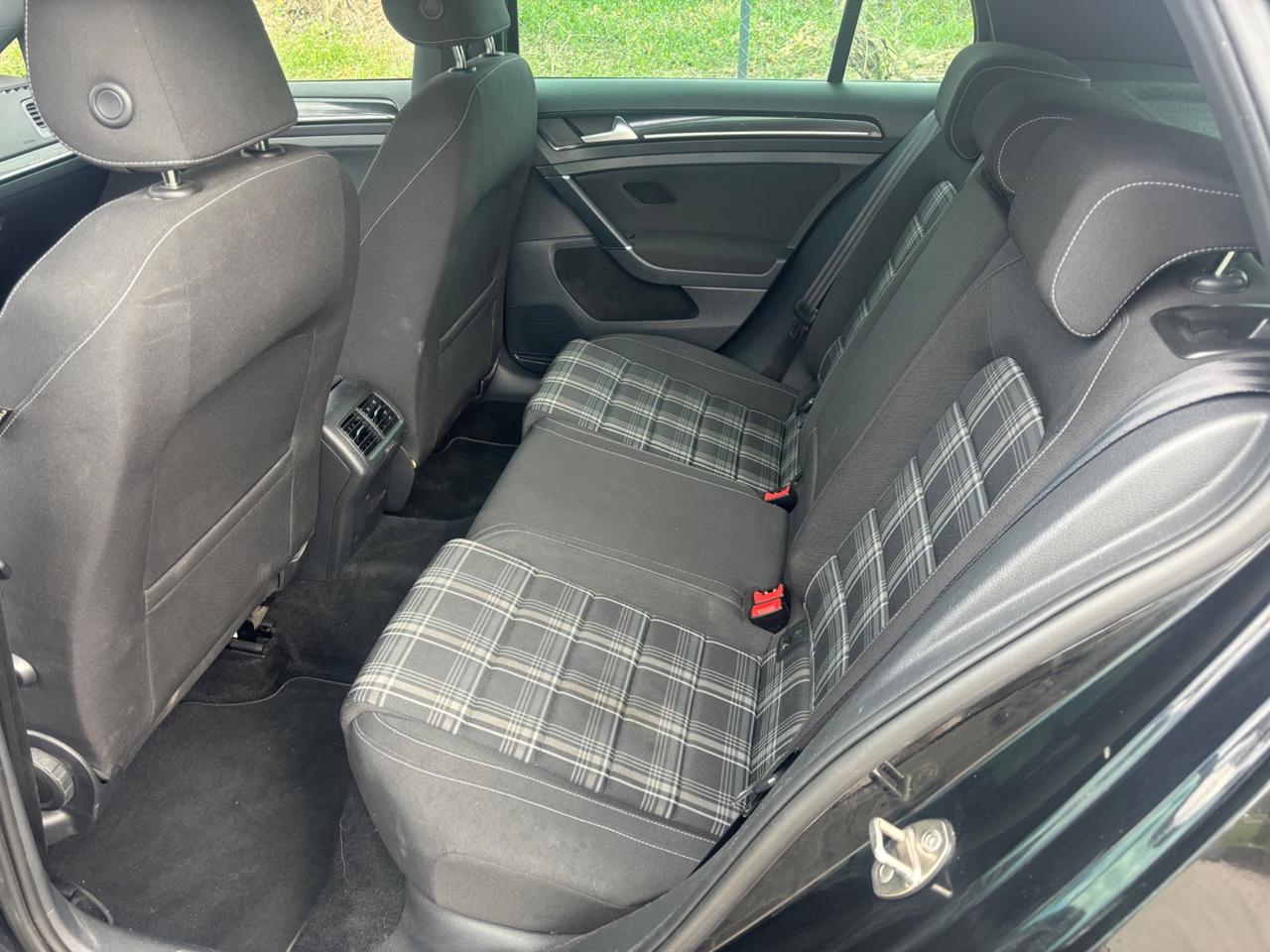 Volkswagen Golf GTD 2.0 TDI 5p. BlueMotion Technology