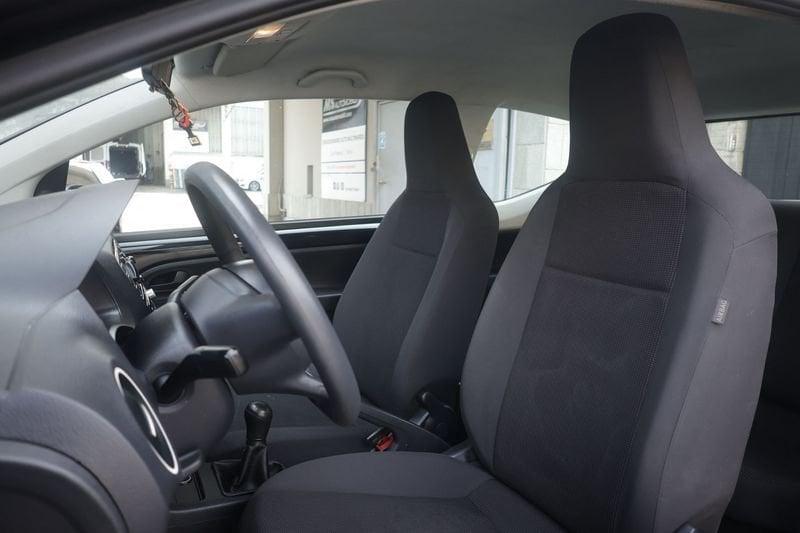 Volkswagen up! Volkswagen up! 1.0 44kW move up! 44KW ANNO 2014