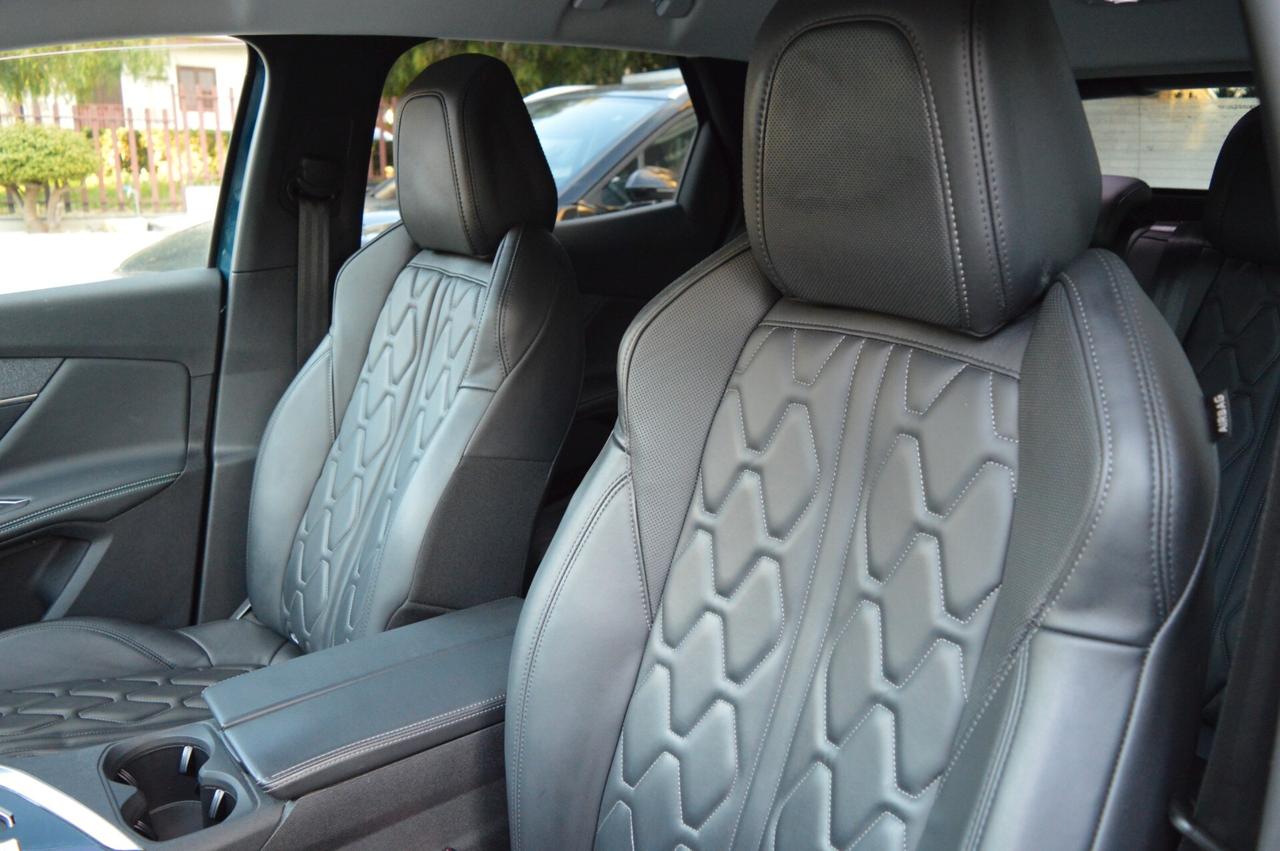 Peugeot 3008 BlueHDi 130 S&S EAT8 Allure Pack