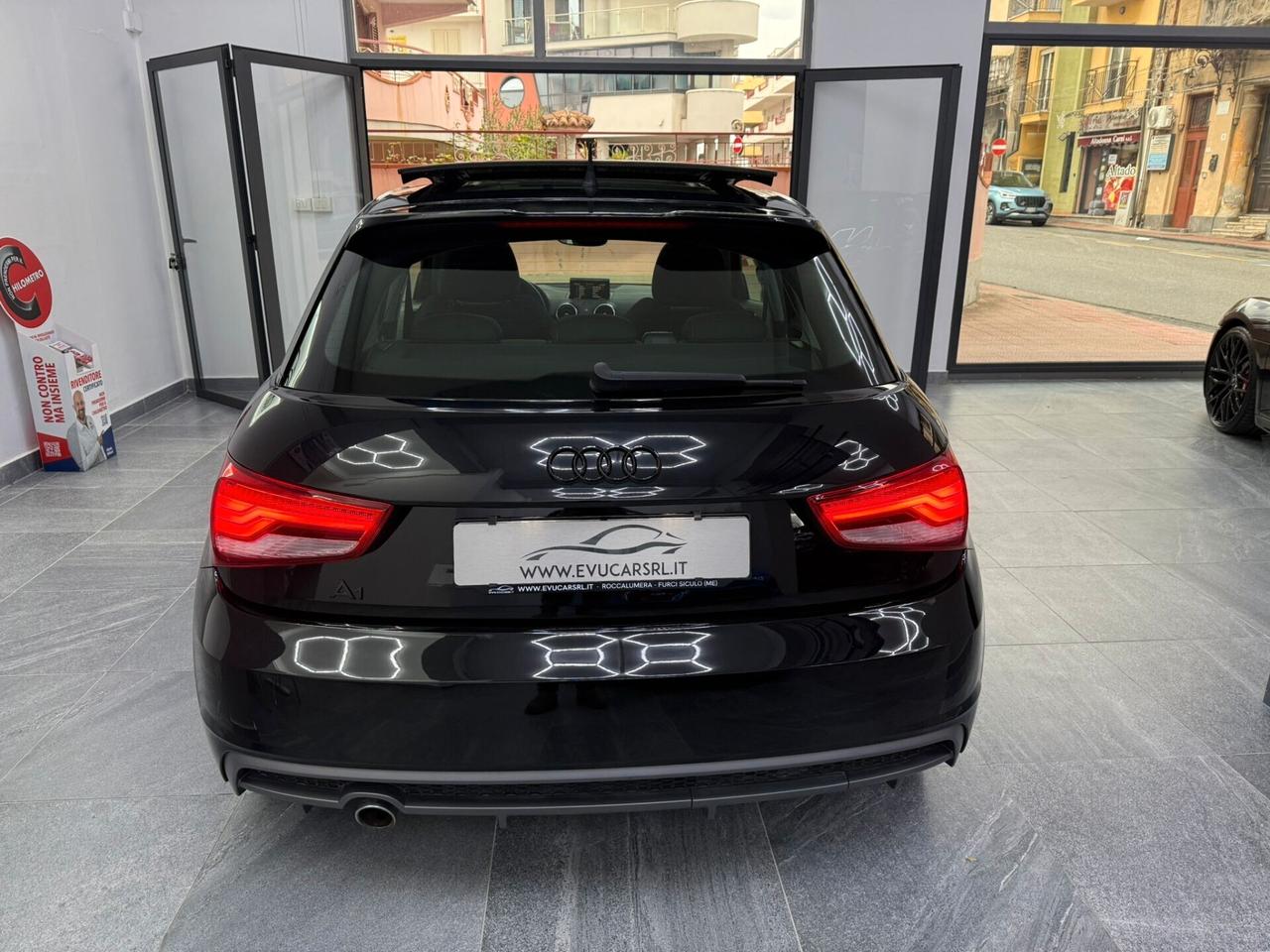 Audi A1 SPB 1.6 TDI 116 CV Sline Tetto Apribile