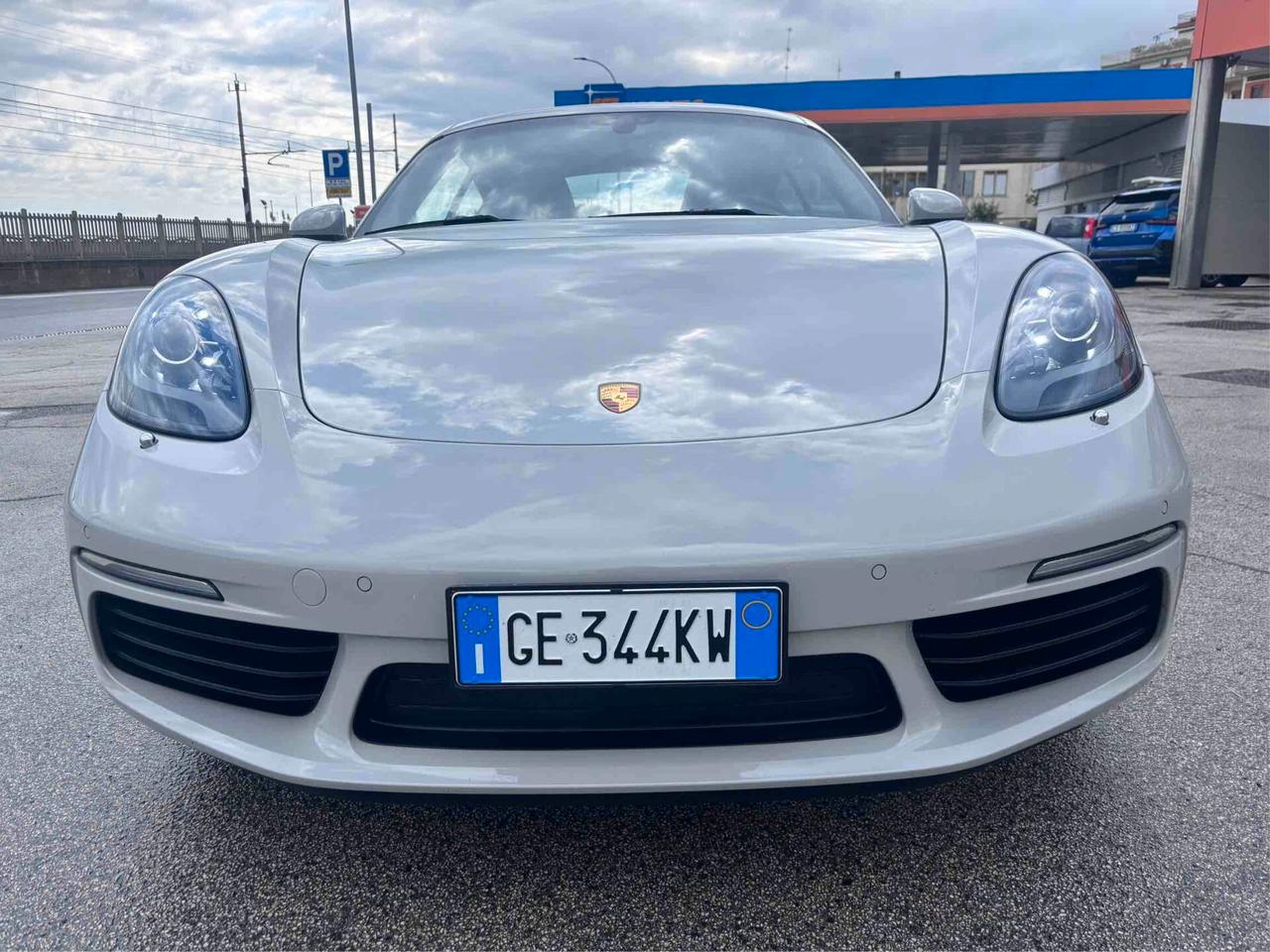 Porsche 718 Spyder Cayman 2.0