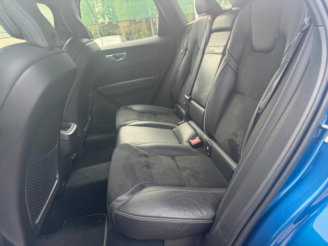 Volvo XC 60 XC60 D4 AWD Geartronic R-design