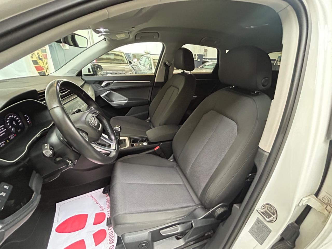 Audi Q3 35 TDI S tronic Business Advanced