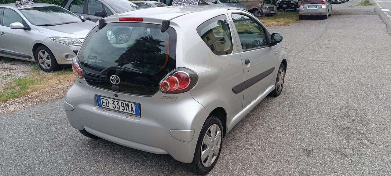 Toyota Aygo 1.0 12V VVT-i 3 porte Now