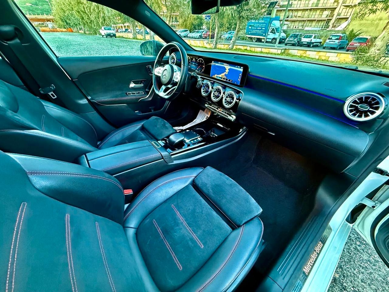 MERCEDES-BENZ A 200 D 150 CV AMG PREMIUM PLUS IVA ESP