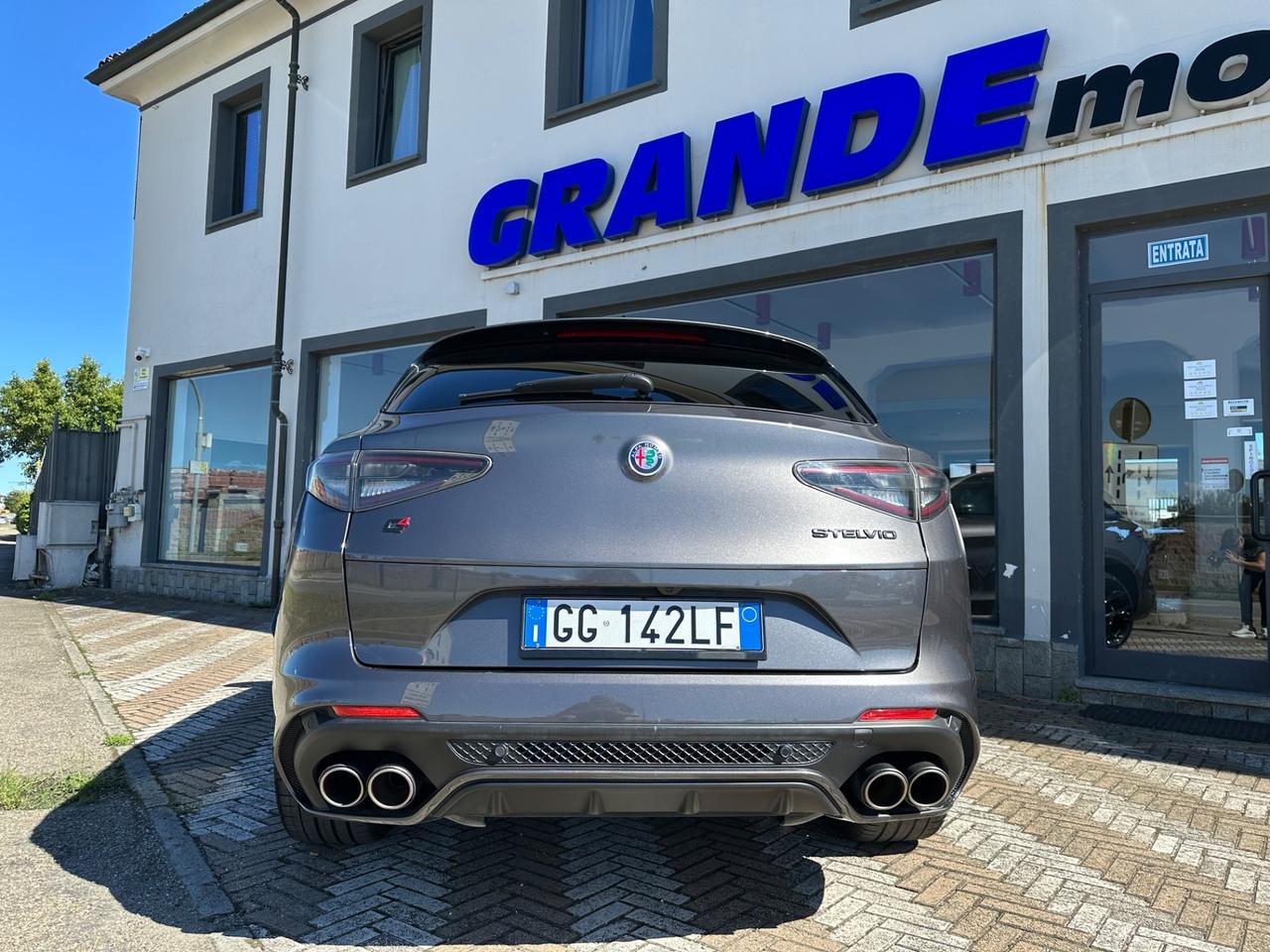 Alfa Romeo Stelvio 2.9 Bi-Turbo V6 510 CV AT8 QUADRIFOGLIO VERDE TETTO + AKRAPOVIC