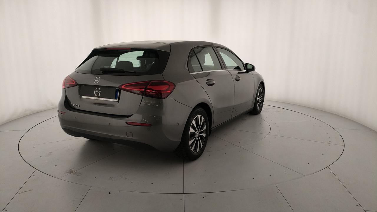 Mercedes-Benz Classe A - W177 2018 - A 180 d Executive auto