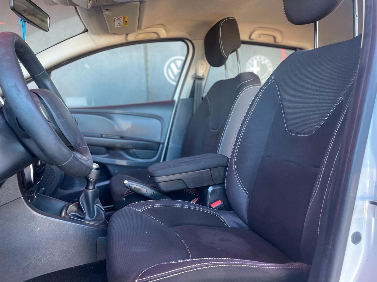 Renault Clio dCi 8V 75CV Start&Stop 5 porte neopatentati