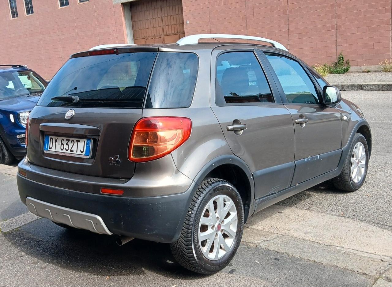 FIAT Sedici 4x4 2.000 MultiJet 136cv Km148.000