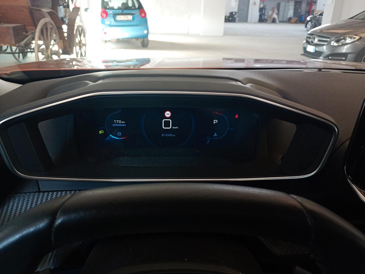 Peugeot 2008 PureTech 130 S&S EAT8 Allure Pack