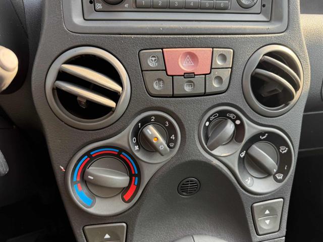 FIAT Panda 119,521km 1.2 Emotion senza nessun lavoro da fare