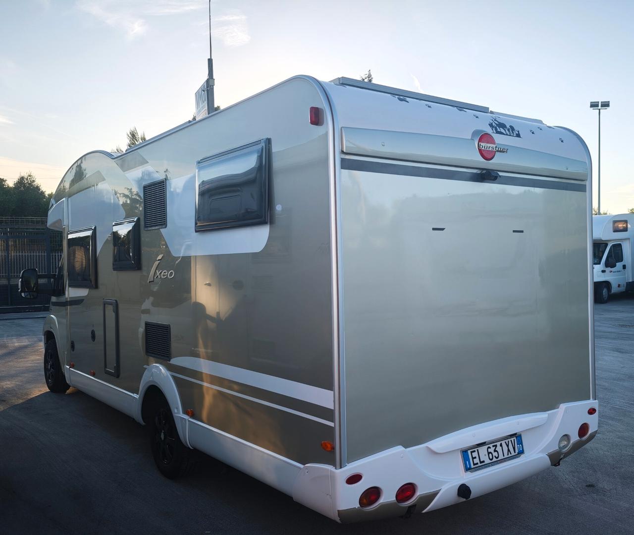 Burstner su Ducato 130cv con Gemelli e basculante