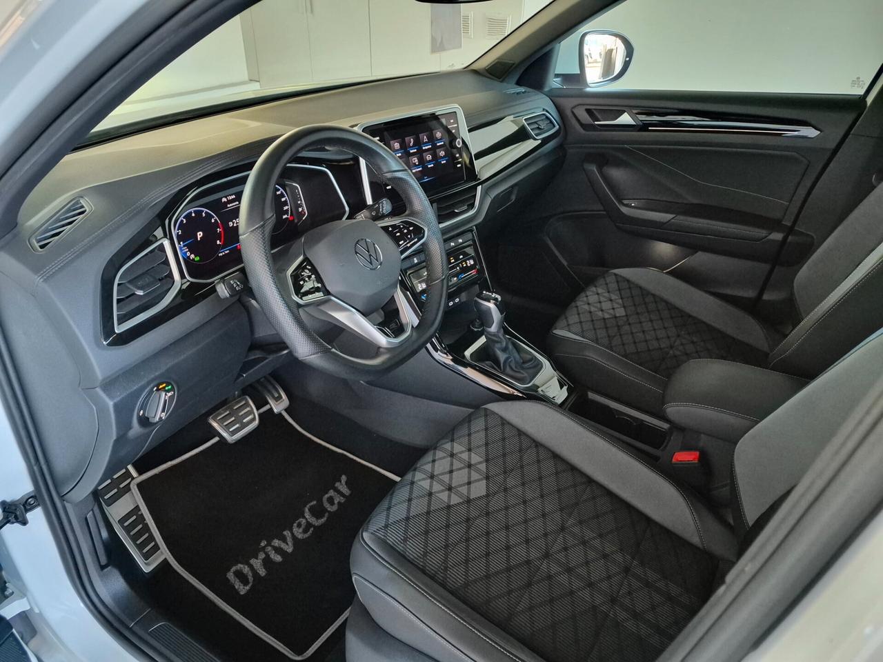 Volkswagen T-Roc 1.5 TSI R-LINE DSG LED APPLE CAR PLAY/ANDROID AUTO RETROCAMERA ACC WIRELESS VETRI PRIVACY AMBIENT LIGHT COCKPIT PRO