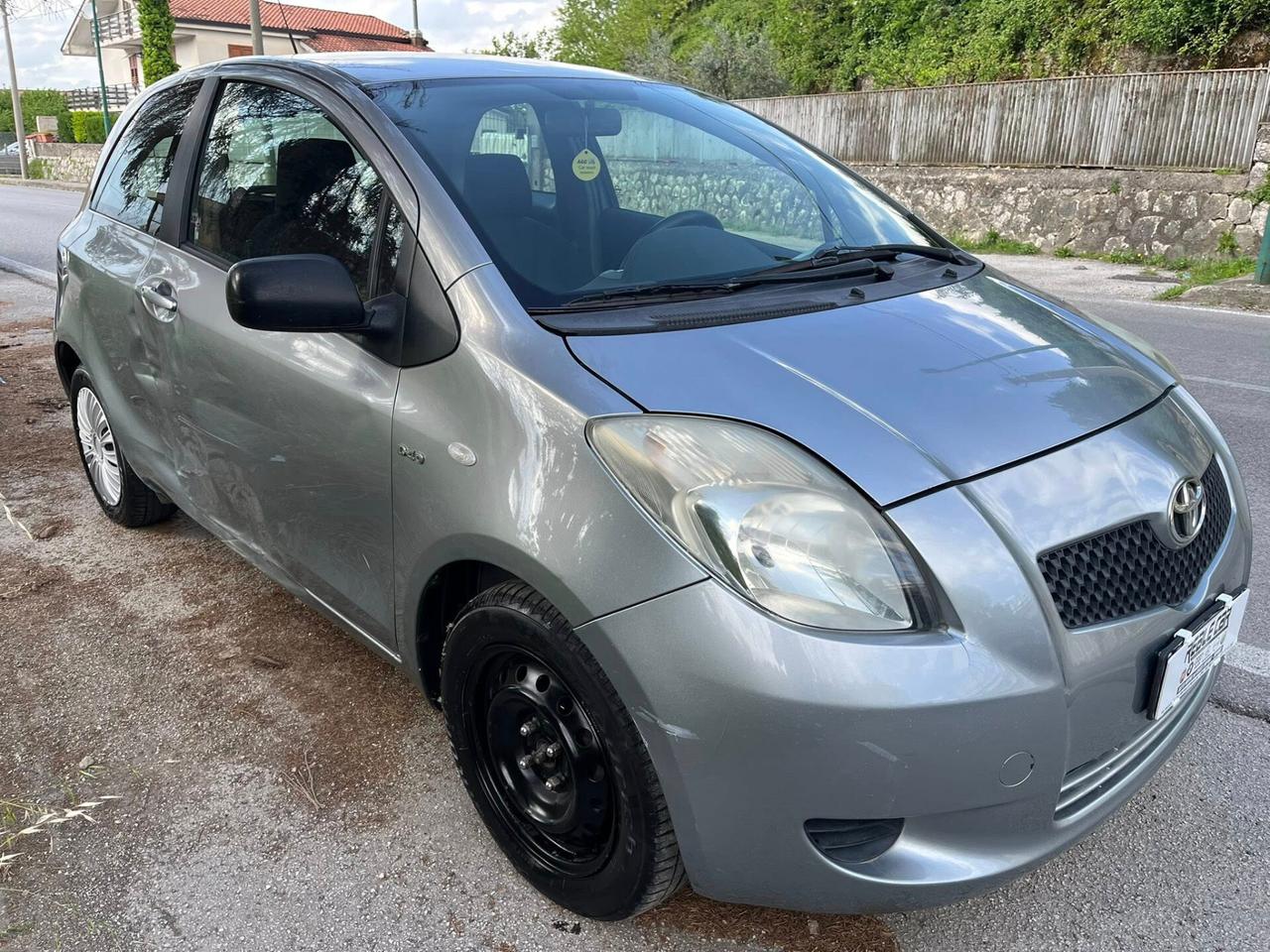 Toyota Yaris 1.4 D-4D 90CV 3 porte Sol