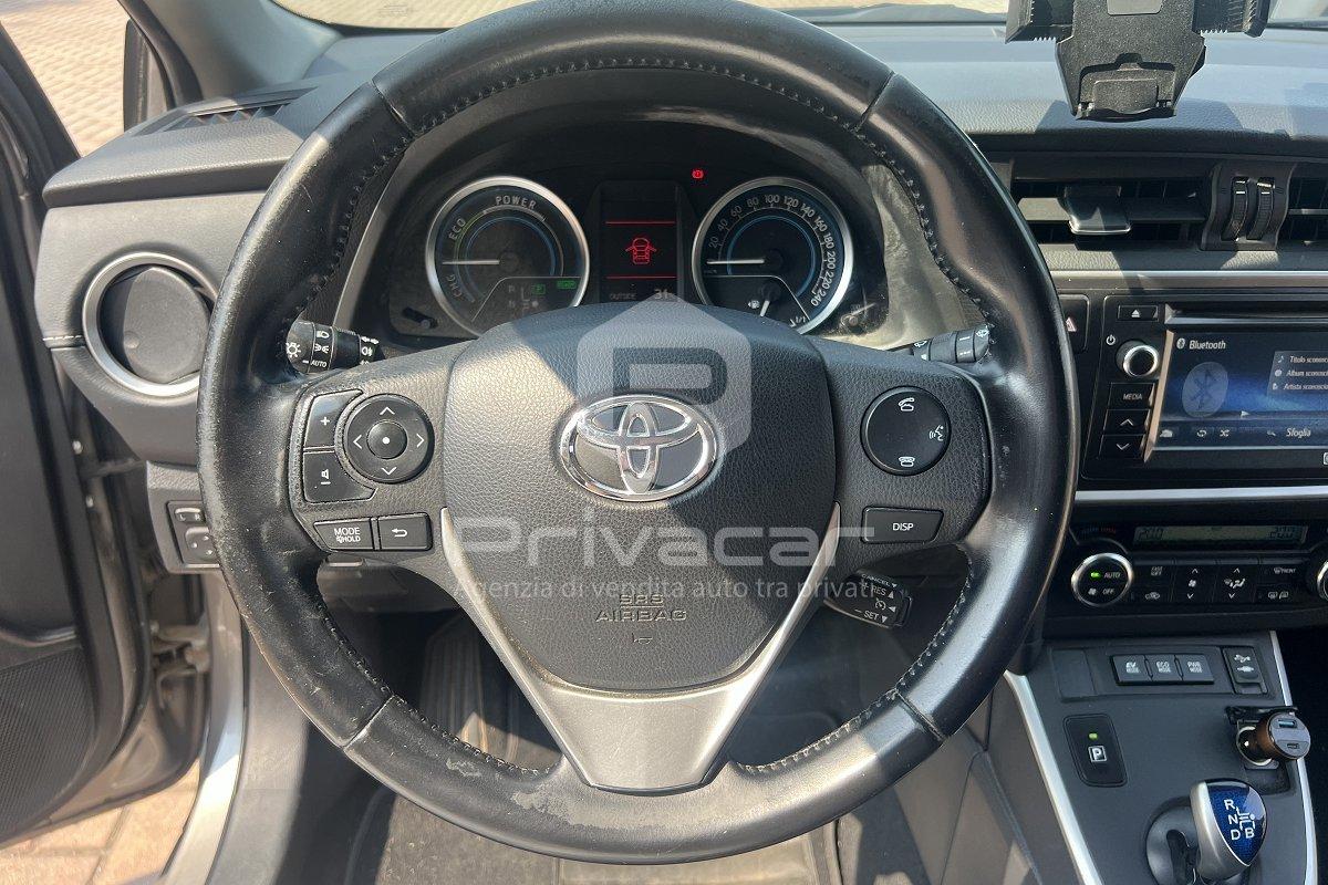 TOYOTA Auris Touring Sports 1.8 Hybrid Lounge