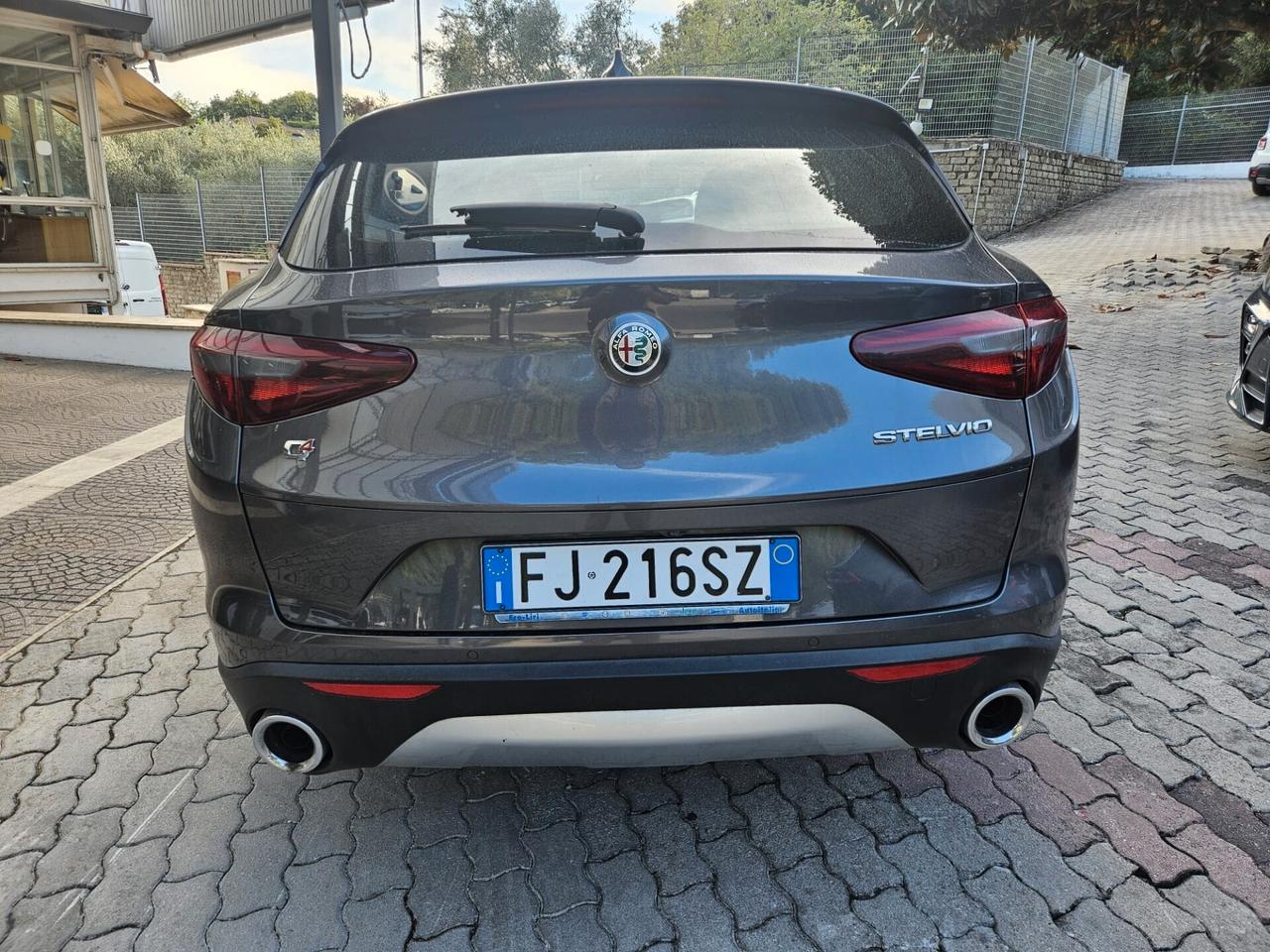 Alfa Romeo Stelvio 2.2 Turbodiesel 210 CV AT8 Q4 Super