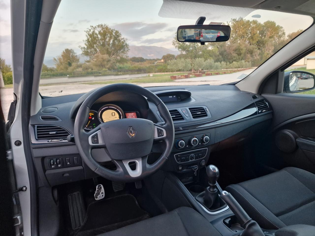 Renault Mégane 1.5 dCi 110CV SporTour Attractive