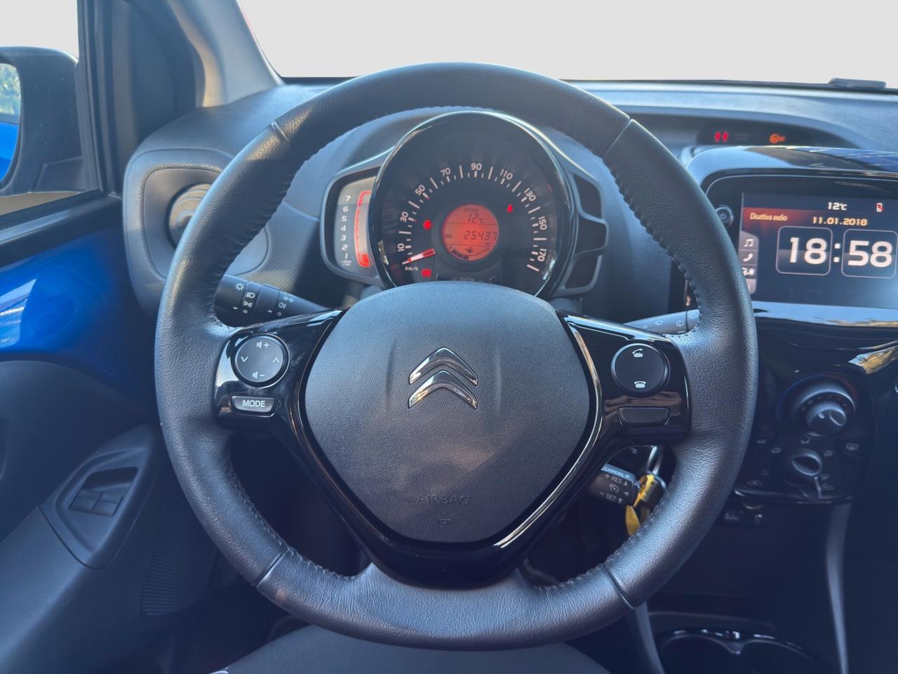 Citroen C1 VTi 72 S&S 5 porte Shine