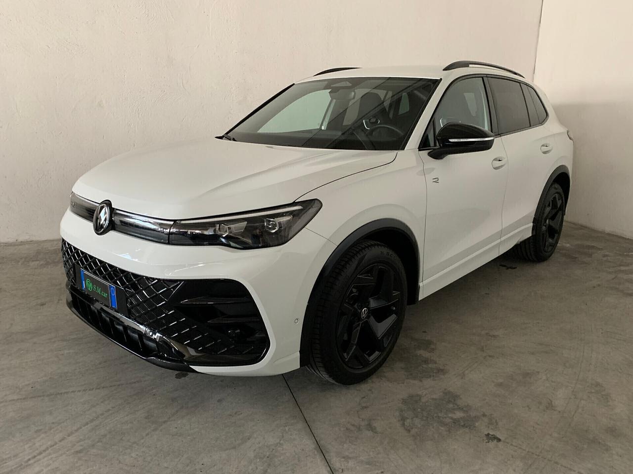 Volkswagen Tiguan R-Line eTSI GARANZIA FINO 2028