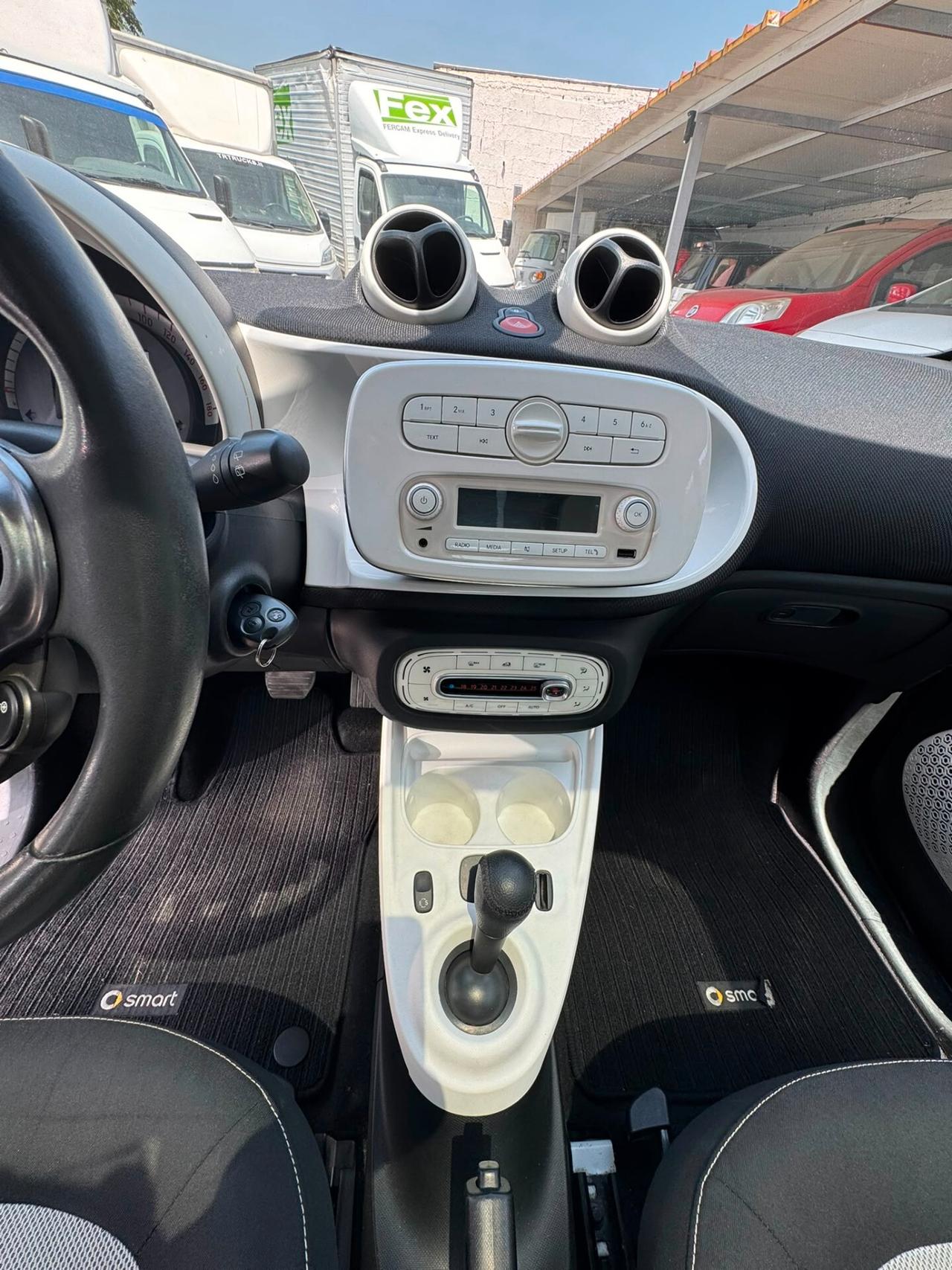 Smart ForTwo 1000 52 kW MHD coupé passion