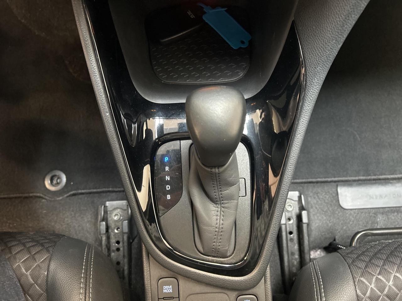 Toyota Yaris 1.5h Style