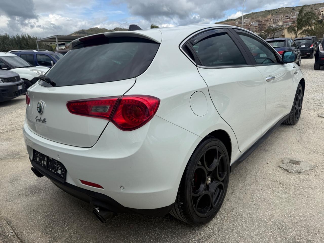 Alfa Romeo Giulietta 2.0 JTDm-2 140 CV Distinctive