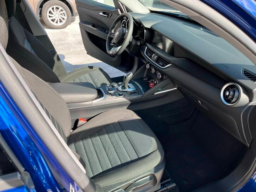 Alfa Romeo Stelvio 2.2 Turbodiesel 160 CV AT8 RWD Super