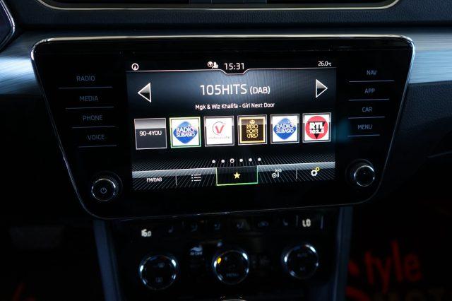 SKODA Superb 2.0 TDI EVO 122 CV SCR DSG Wagon Executive