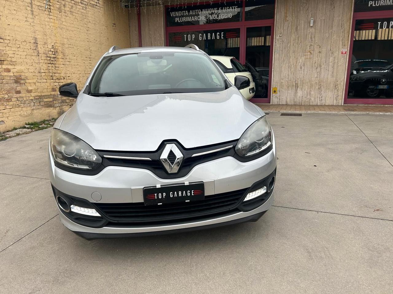 Renault Megane Mégane dCi 110CV EDC SporTour Limited