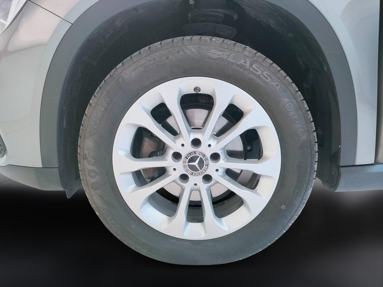Mercedes-Benz GLA-X156 2017 - GLA 200 d Business auto