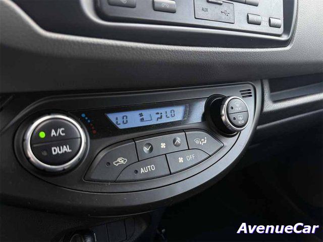 TOYOTA Yaris 5 porte 1.5h HYBRID Cool ADATTA A NEOPATENTATI