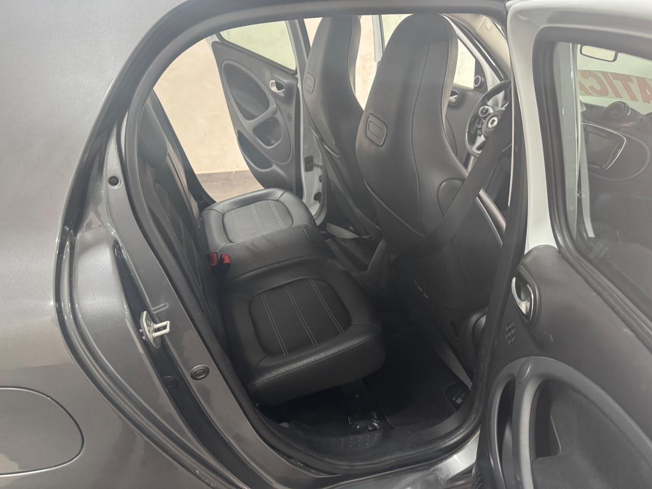 Smart ForFour EQ Passion ELETTRICA