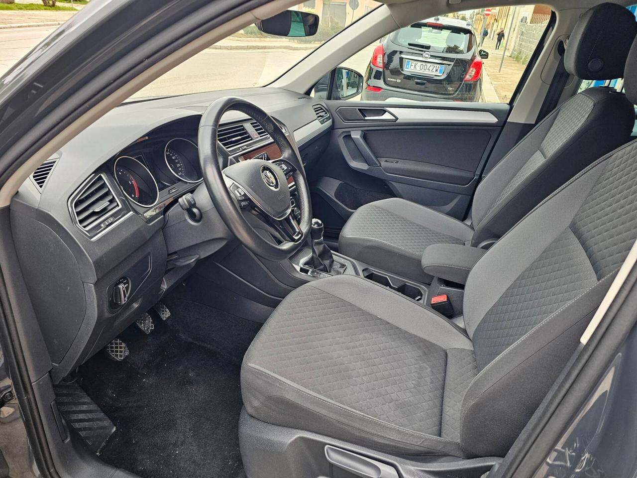 Volkswagen Tiguan 1.6 TDI 115CV Business BlueMotion Technology