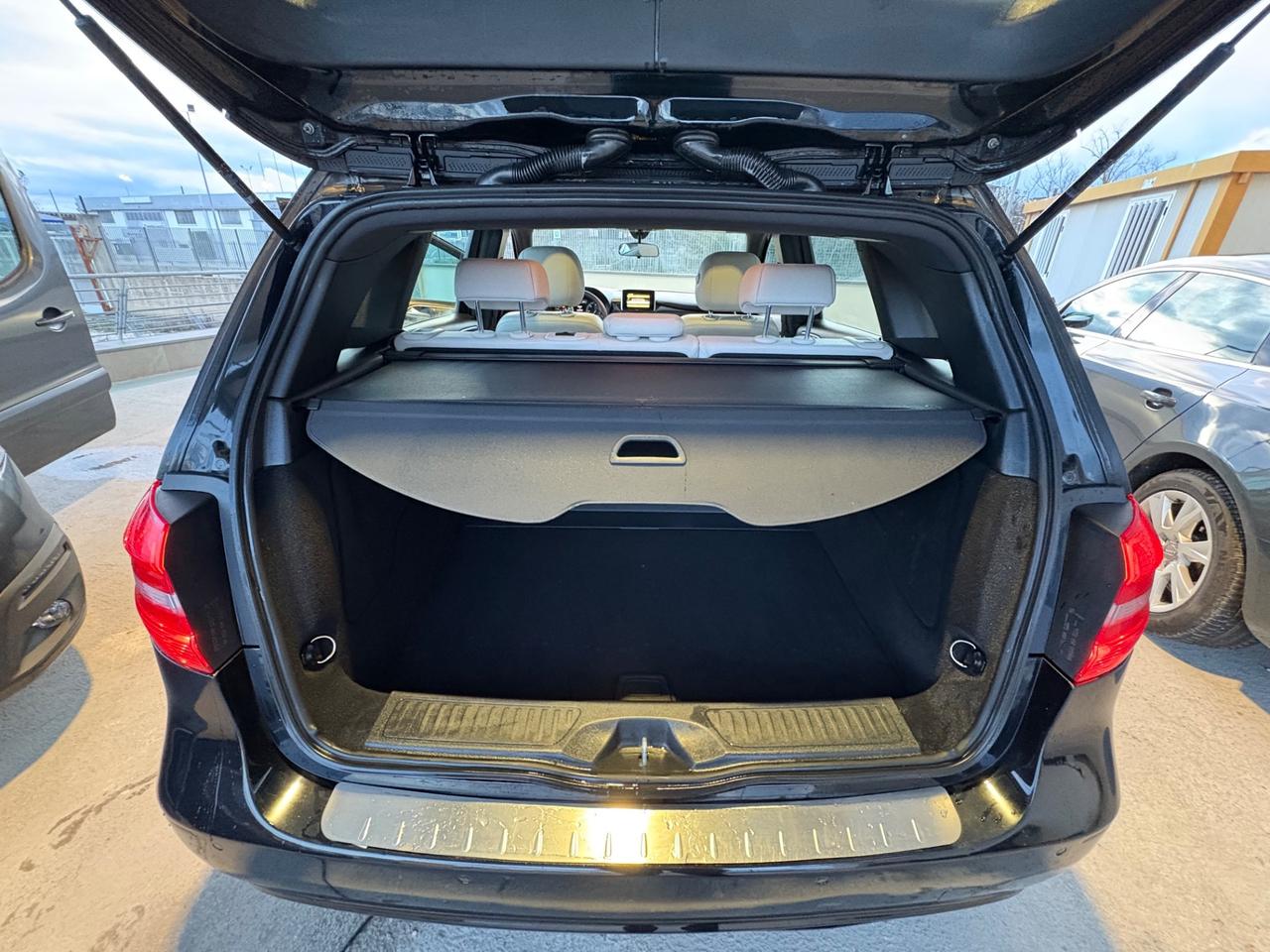 Merc-benz B 180 CDI Executive PELLE E TETTO APRIBILE