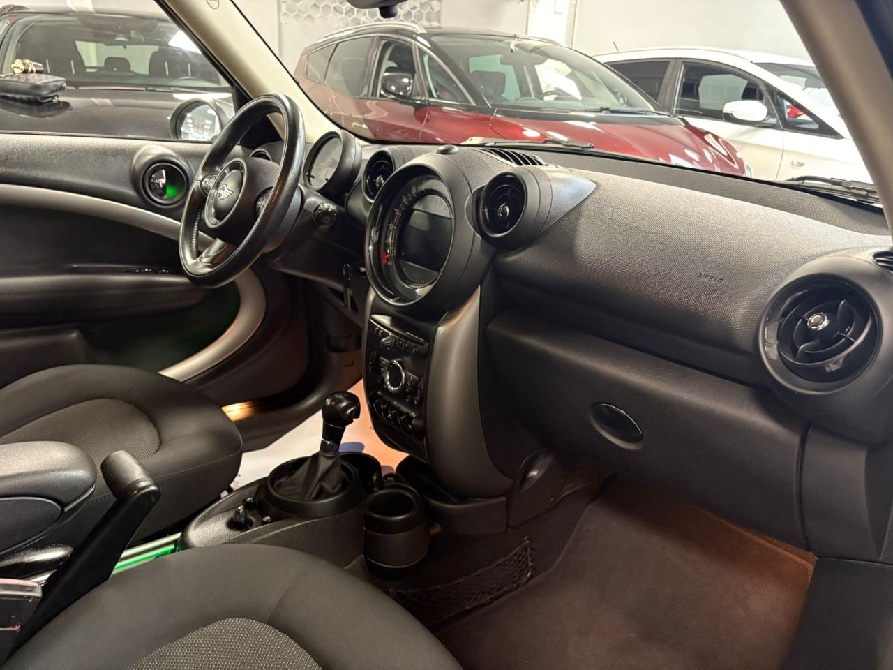 Mini Cooper D Countryman 2.0 Automatica 111CV