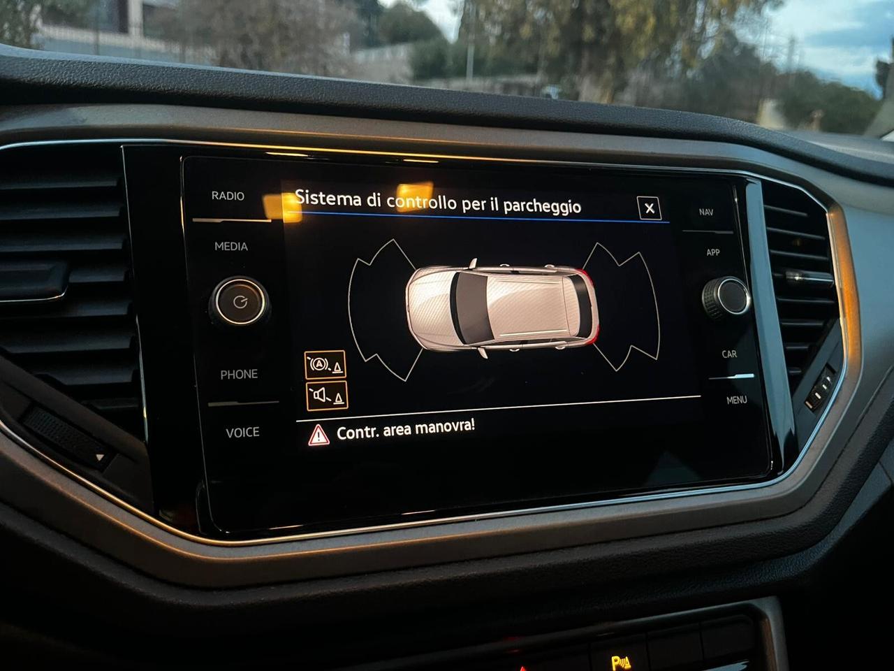 Volkswagen T-Roc 2.0 TDI SCR 150 CV DSG Business BlueMotion Technology