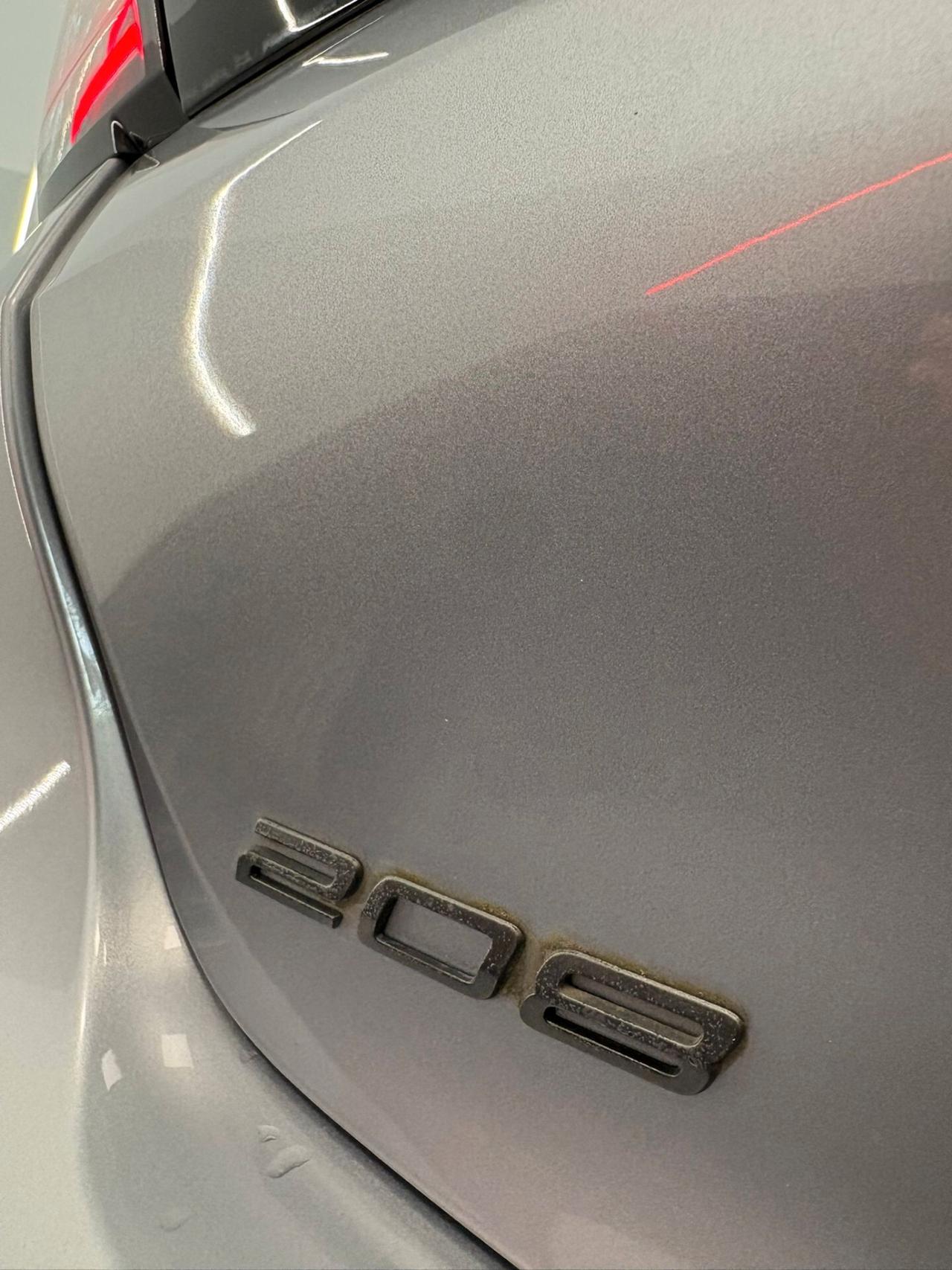 Peugeot 208 Hybrid 136 e-DCS6 GT