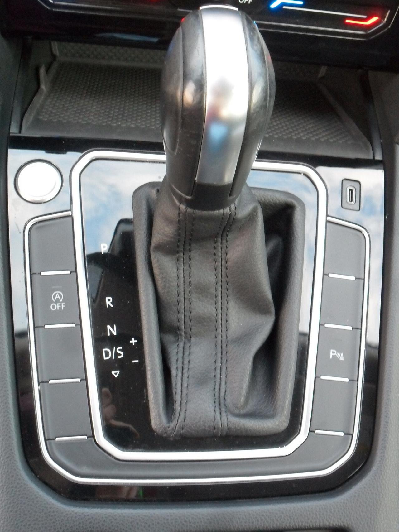 Volkswagen Passat Variant 2.0 TDI SCR EVO DSG Executive