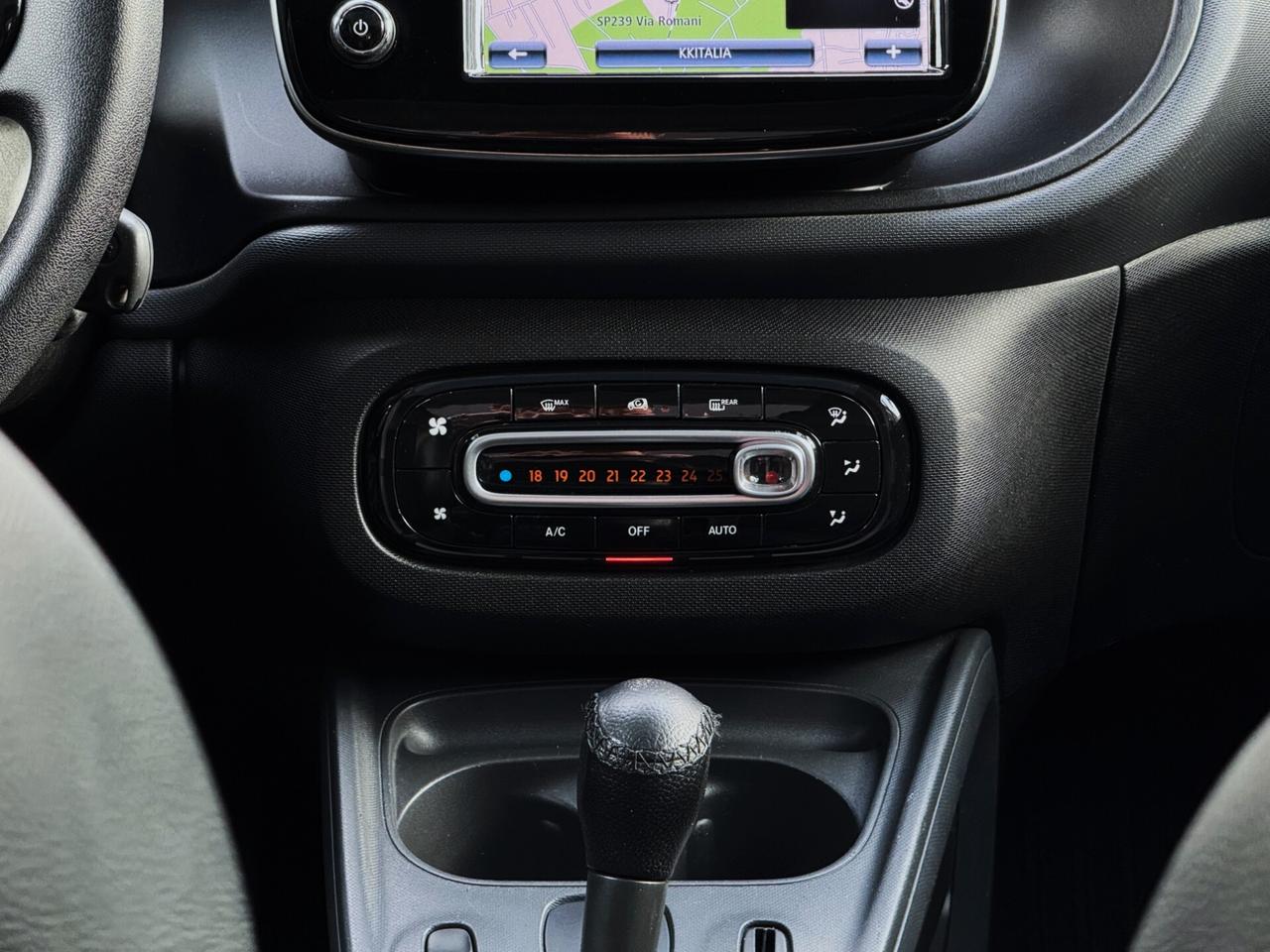 Smart forTwo 1.0 Youngster 71CV Twin TETTO NAVI PELLE