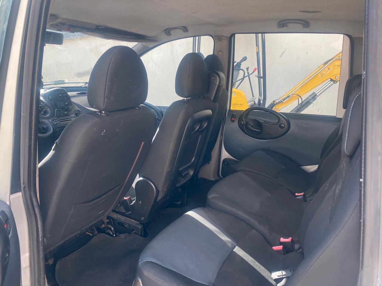 Fiat Multipla 1.6cc metano (PRIVATO)-2009