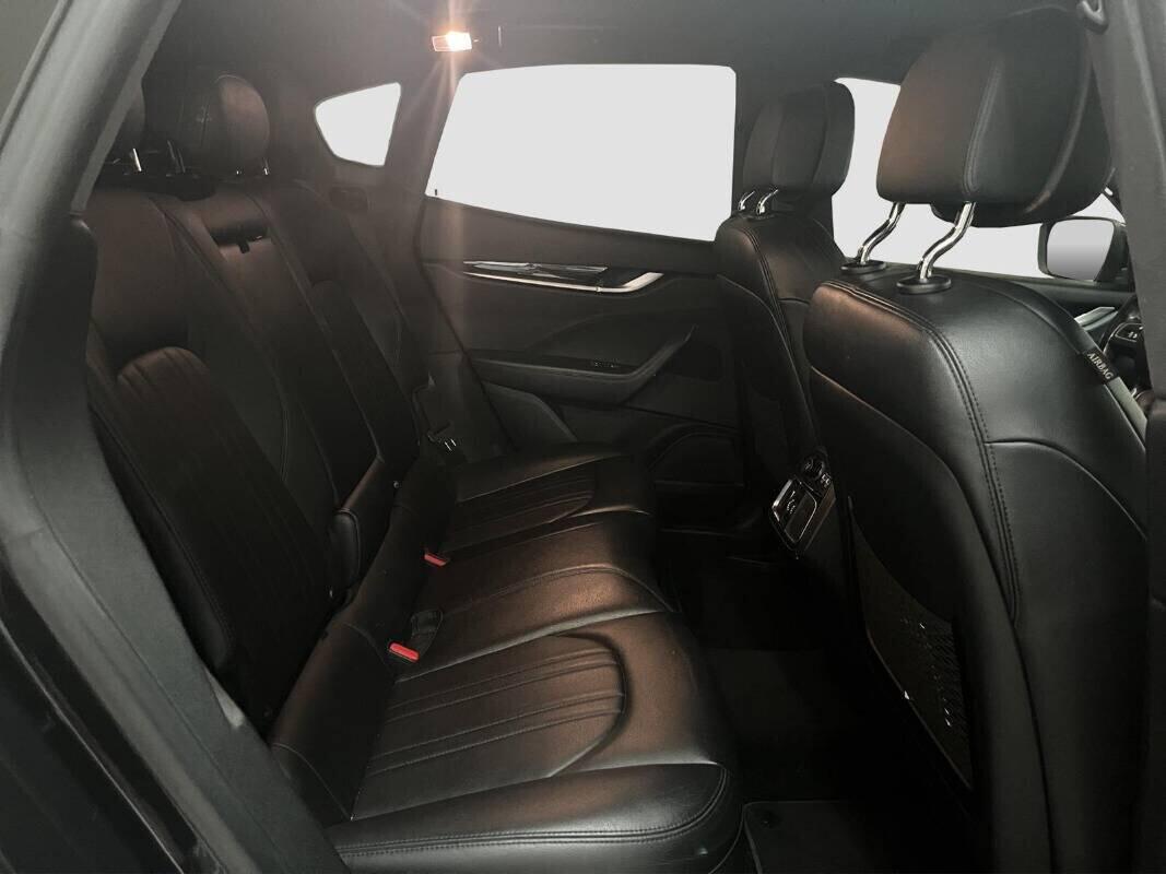 Maserati Levante 3.0 V6 250cv Gransport 2018