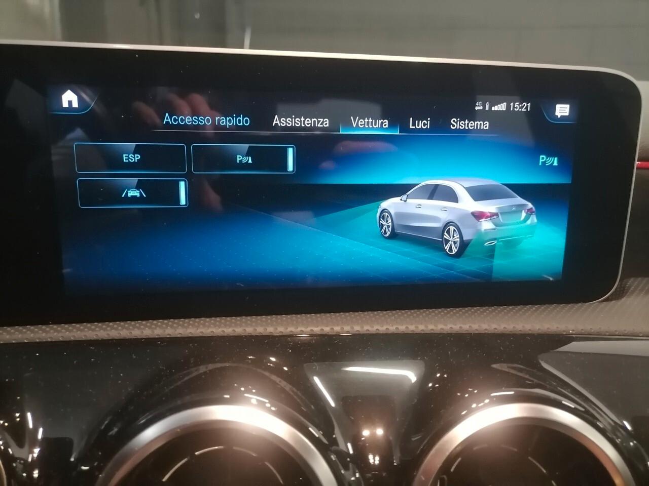 Mercedes-benz A 180 d Automatic Premium Allestimento AMG