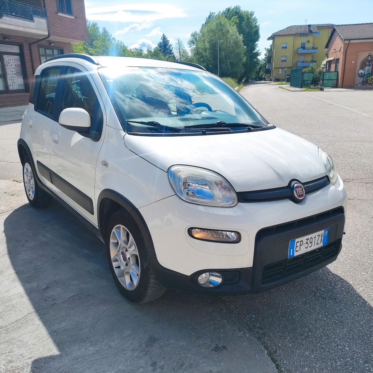 Fiat Panda 0.9 TwinAir Turbo Natural Power Lounge