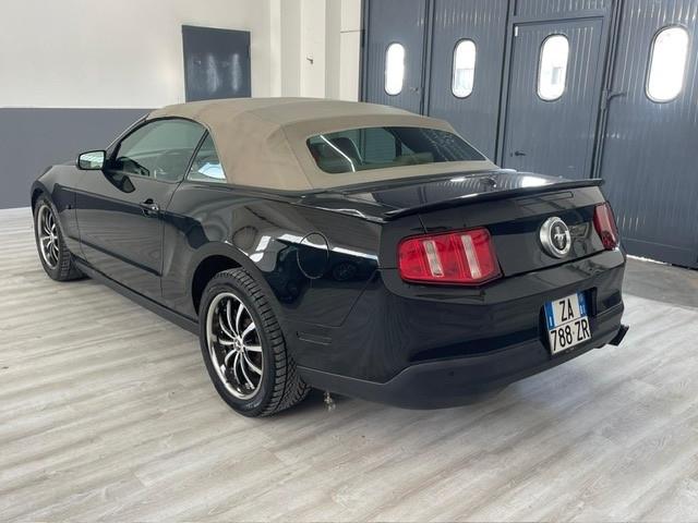Ford Mustang Cabrio 3.7 v6