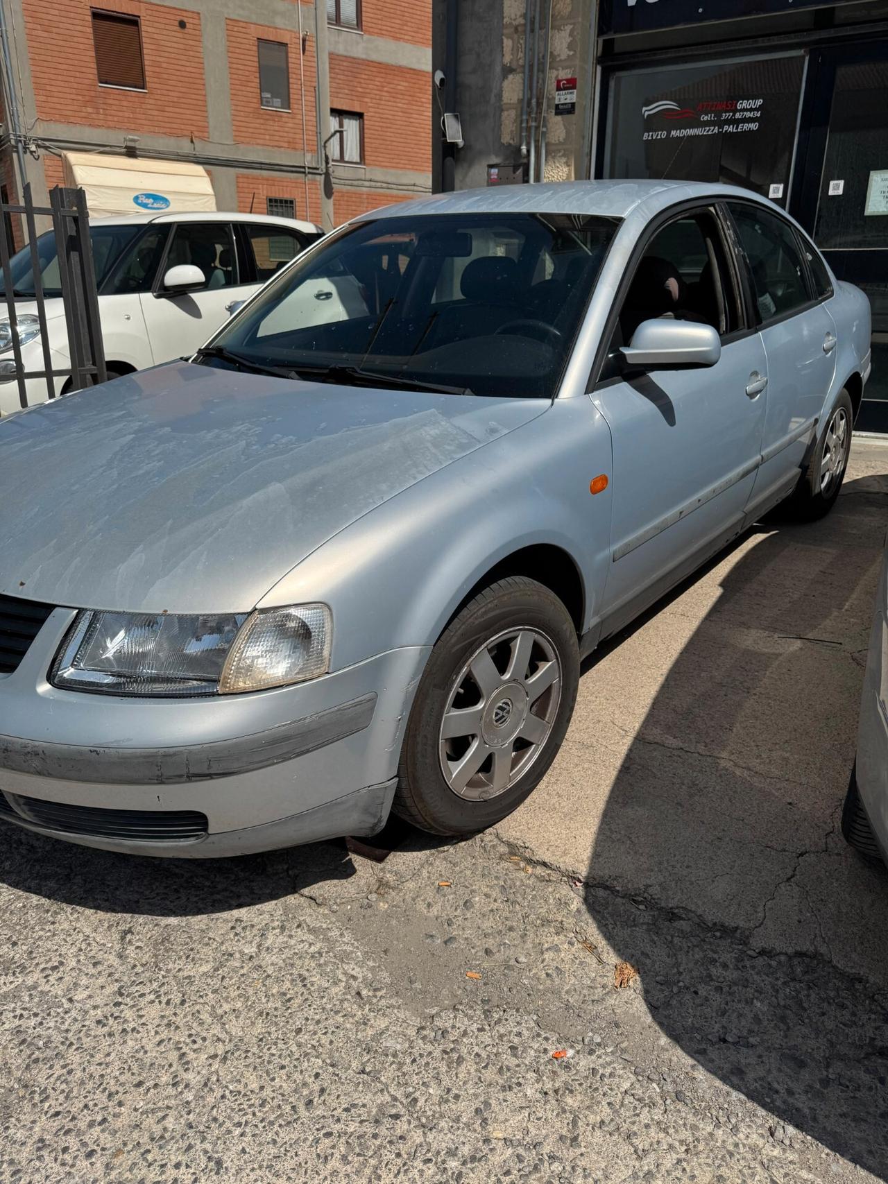 Volkswagen Passat 1.9 TDI 110 CV