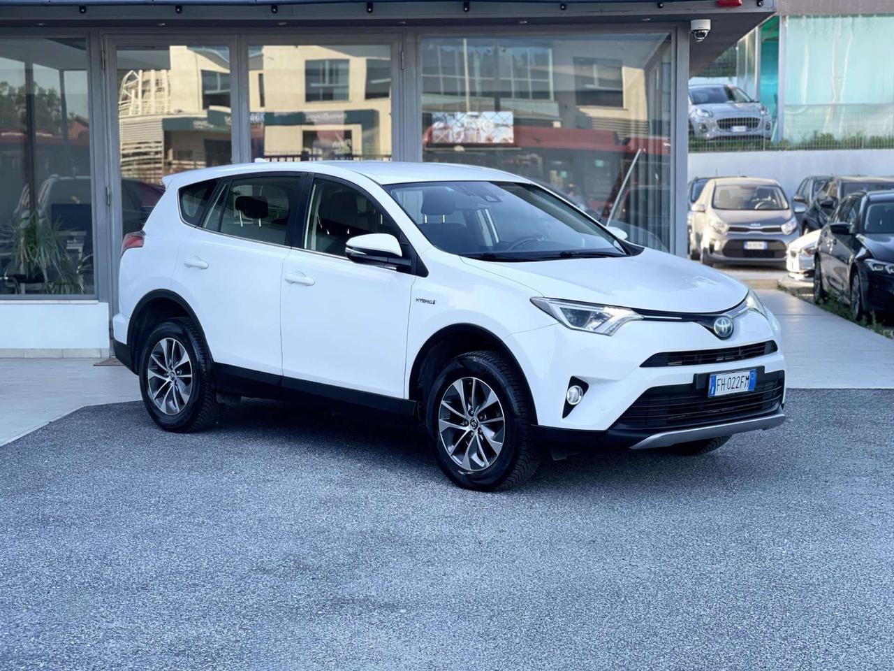 Toyota RAV 4 2.5 Hybrid 155CV E6 - 2017