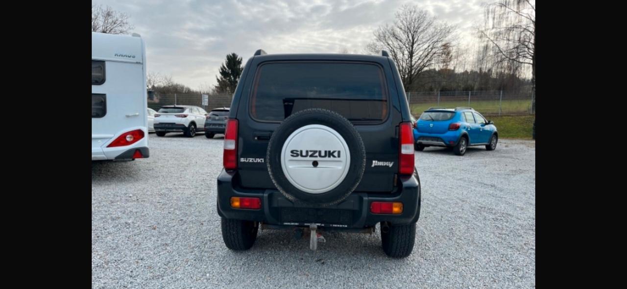 Suzuki Jimny 1.3i 16V cat 4WD Special neopatentati